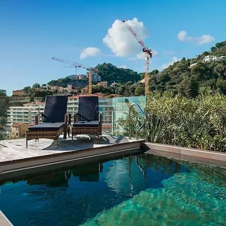 Апартаменты Montecarlo Luxury Pool