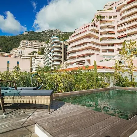 Montecarlo Luxury Pool Босолей