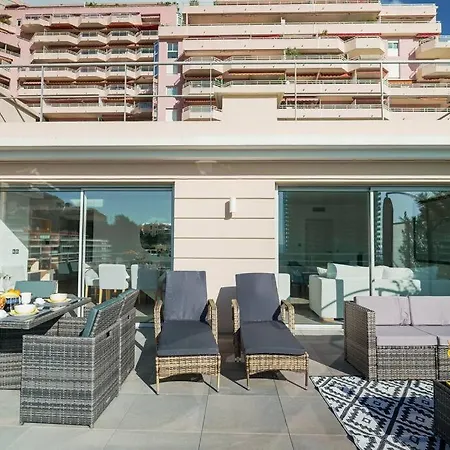 Montecarlo Luxury Pool Апартаменты Босолей
