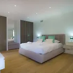 Montecarlo Luxury Pool Апартаменты *