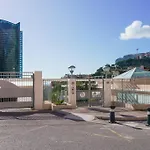 Montecarlo Luxury Pool *
