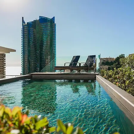 Montecarlo Luxury Pool דירה בוסוליי
