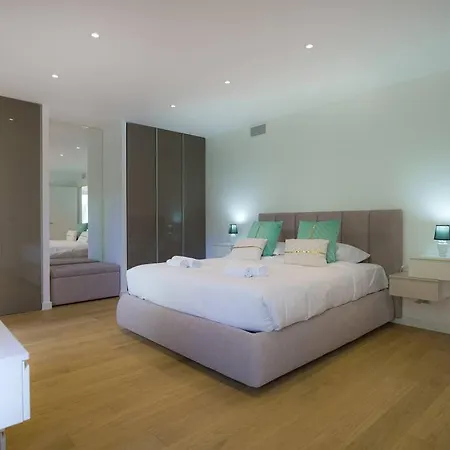 Montecarlo Luxury Pool Appartement *